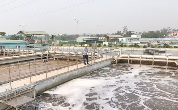 Khu vực xử lý nước thải tập trung tại Khu công nghiệp Yên Bình, Thái Nguyên. Ảnh: TL