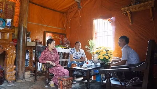 Nhiều cơ quan báo chí đưa tin hàng nghìn hộ dân ở Thanh Hóa có đơn từ chối nhận tiền hỗ trợ từ gói an sinh xã hội. Ảnh: TNO