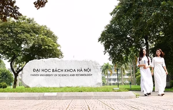 Năm 2019, Times Higher Education công nhận Đại học Bách khoa Hà Nội lọt vào top 1.000 đại học tốt nhất thế giới. Ảnh: ĐHBK HN