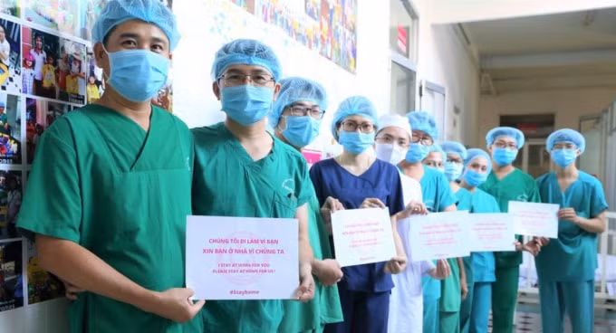 Hà Nội miễn, giảm tiền điện cho 82 cơ sở tham gia chống dịch Civid-19. Ảnh: TL