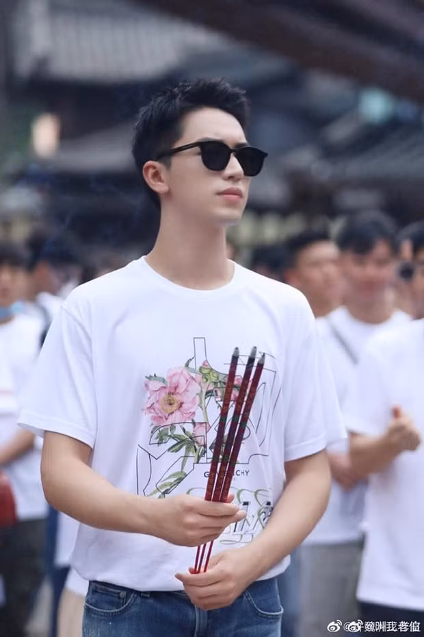 HỨA NGỤY CHÂU