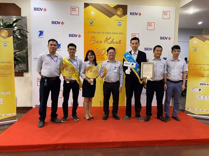 Hệ sinh thái Giáo dục Smart Education – vnEdu 4.0 xuất sắc được top 10 giải thưởng Sao Khuê 2020.