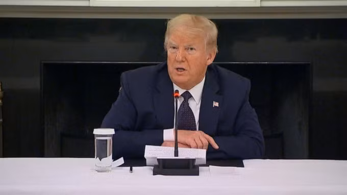 Tổng thống Trump ca ngợi thuốc Hydroxychloroquine có khả năng sẽ 