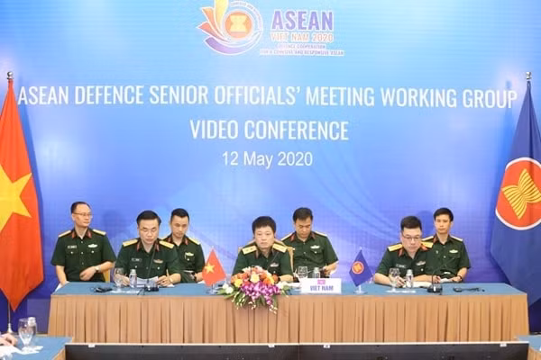 Hội nghị trực tuyến ADSOM WG tại điểm cầu Hà Nội. Ảnh: TTXVN