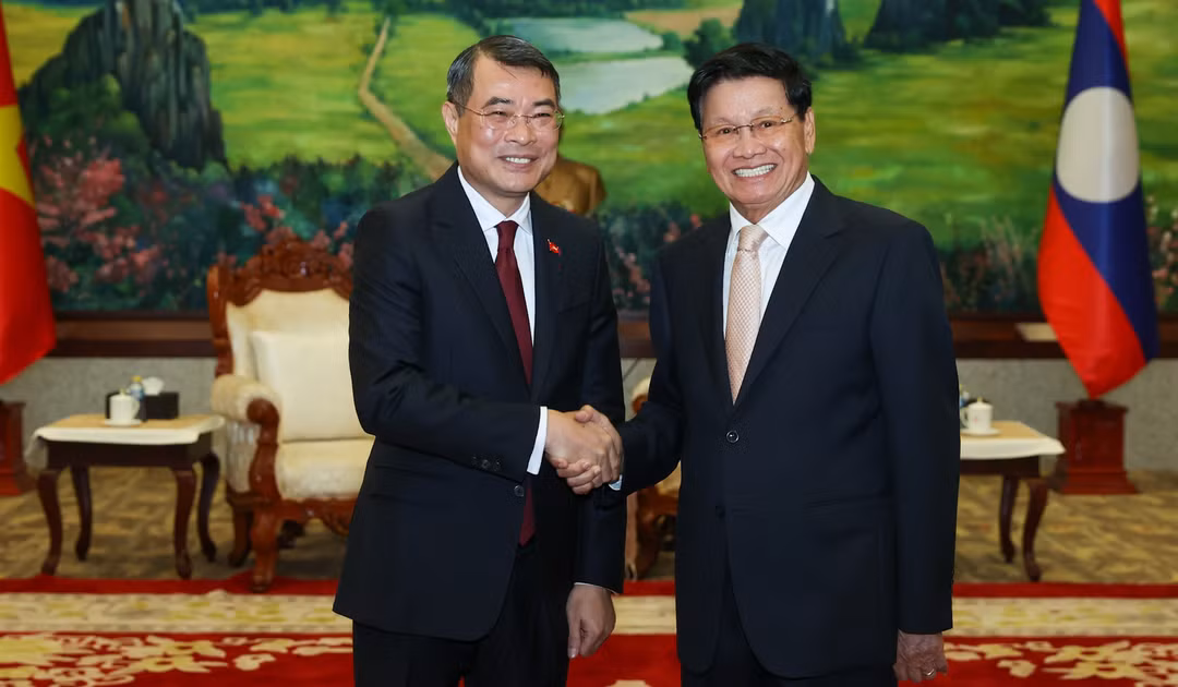 Việt Nam – Lào: Gắn kết chiến lược, cùng xây dựng và chia sẻ các cơ hội phát triển