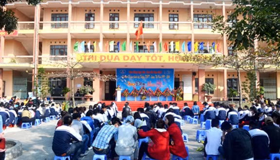 quang ninh se dam bao quyen loi cho hoc sinh truong thpt luong the vinh hinh 1