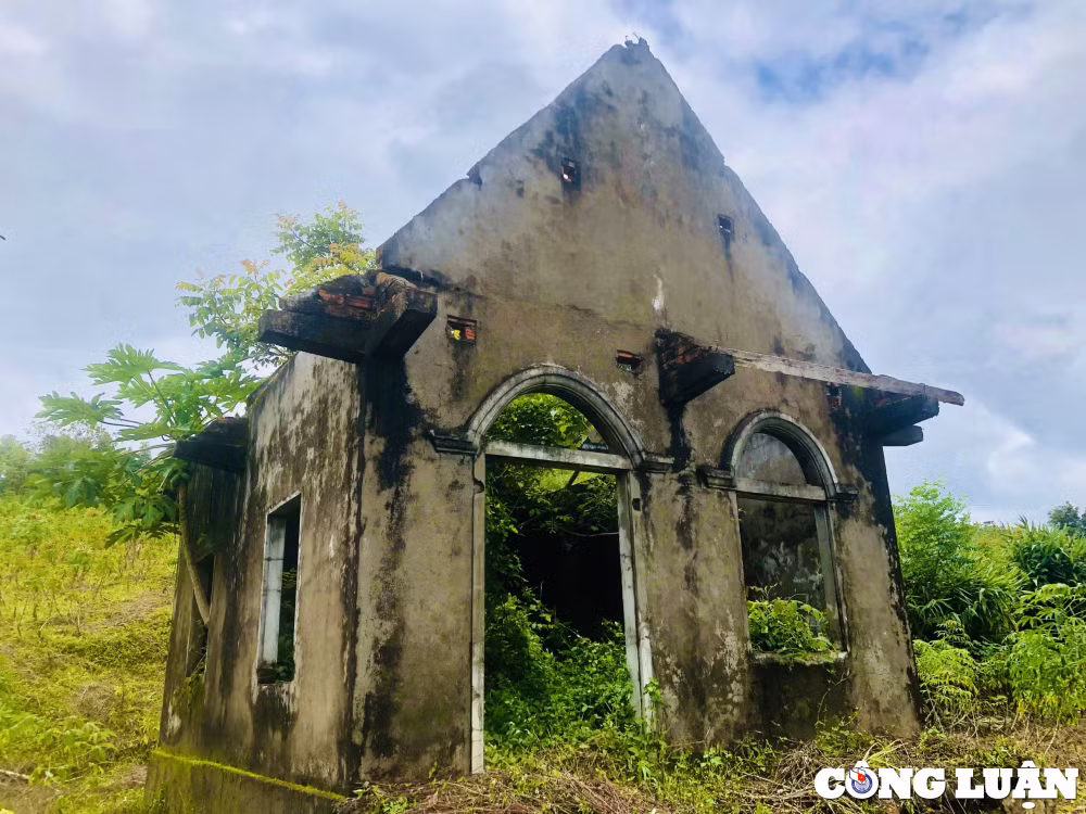 can canh khu du lich suoi nuoc nong tiem nang bi bo hoang 17 nam o kon tum hinh 8