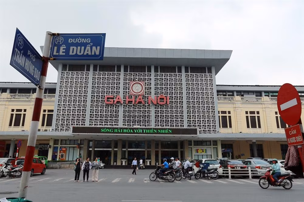di doi ha tang ga ha noi de lam duong sat do thi yen vien ngoc hoi hinh 1
