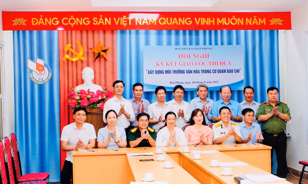 hai phong thuc hien xay dung moi truong sinh hoat lanh manh than thien trong cac co quan bao chi hinh 1