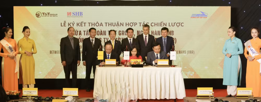 tt group shb hop tac chien luoc voi vietnam airlines va duong sat viet nam hinh 2