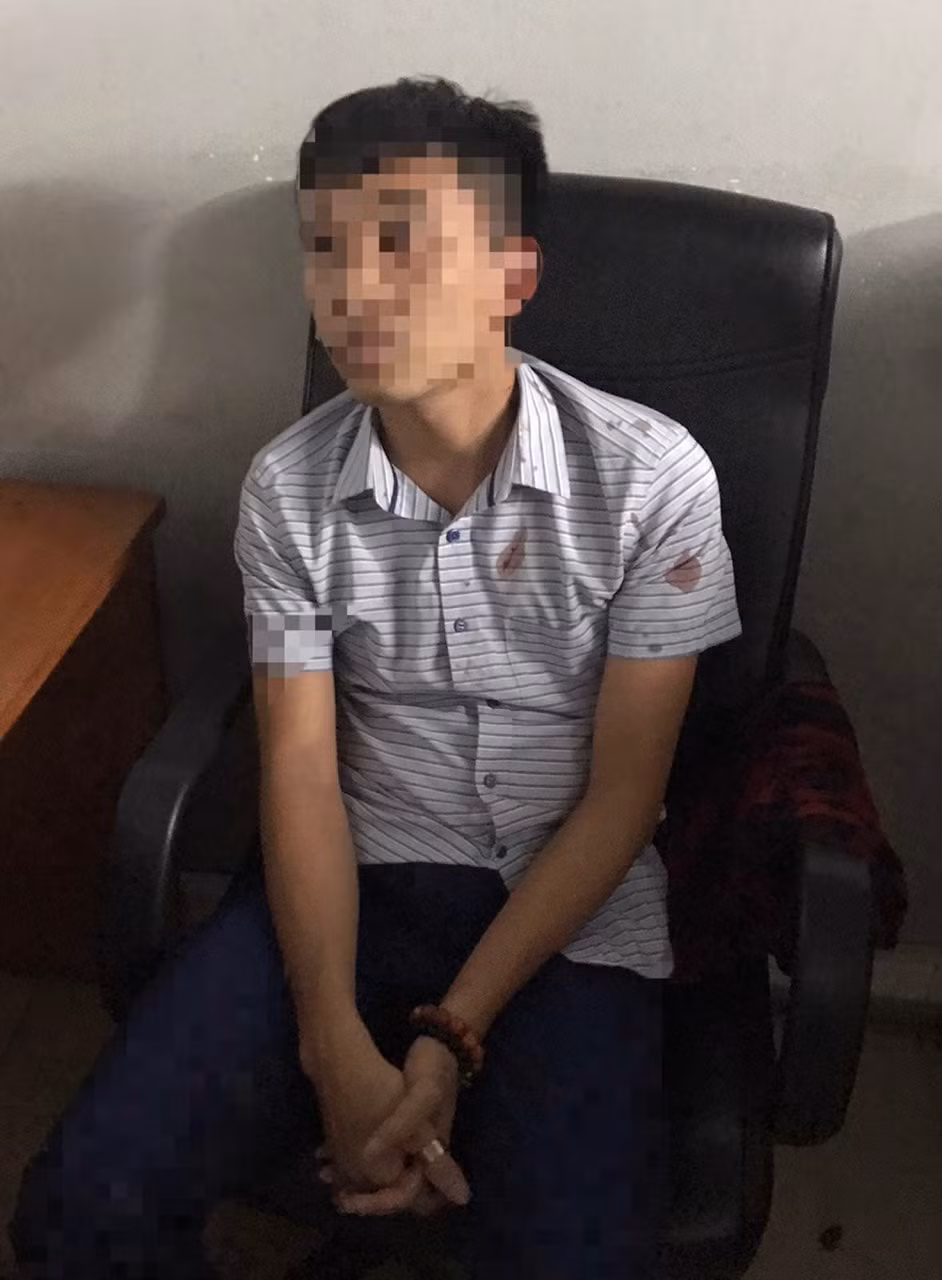 khan truong dieu tra vu o to dam hang loat xe may tai duong lang hinh 1