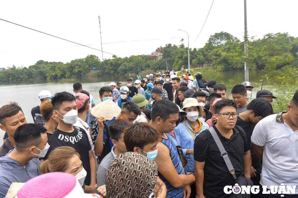 su dung camera quay duoi nuoc de tim co gai mat tich hon 1 thang o ha noi hinh 3