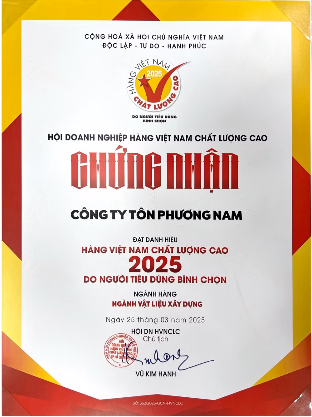 Sản phẩm của Tôn Phương Nam luôn tiên phong, năm 2025 tiếp tục khẳng định thương hiệu và đạt Danh hiệu Hàng Việt Nam Chất lượng cao