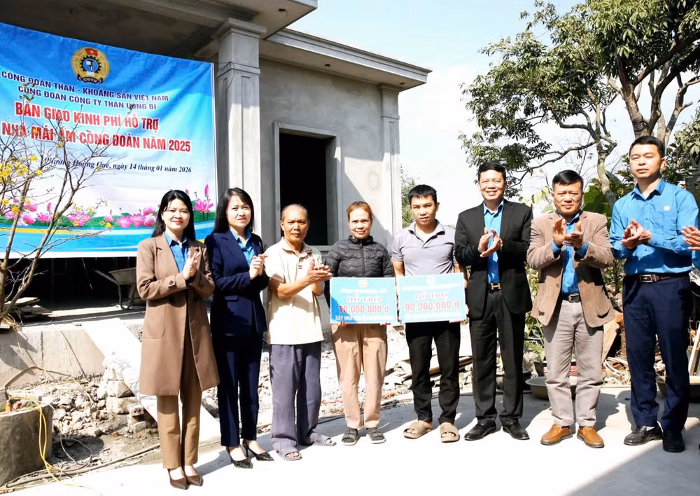 2a-cong-ty-than-uong-bi-voi-mai-am-cong-doan.jpg