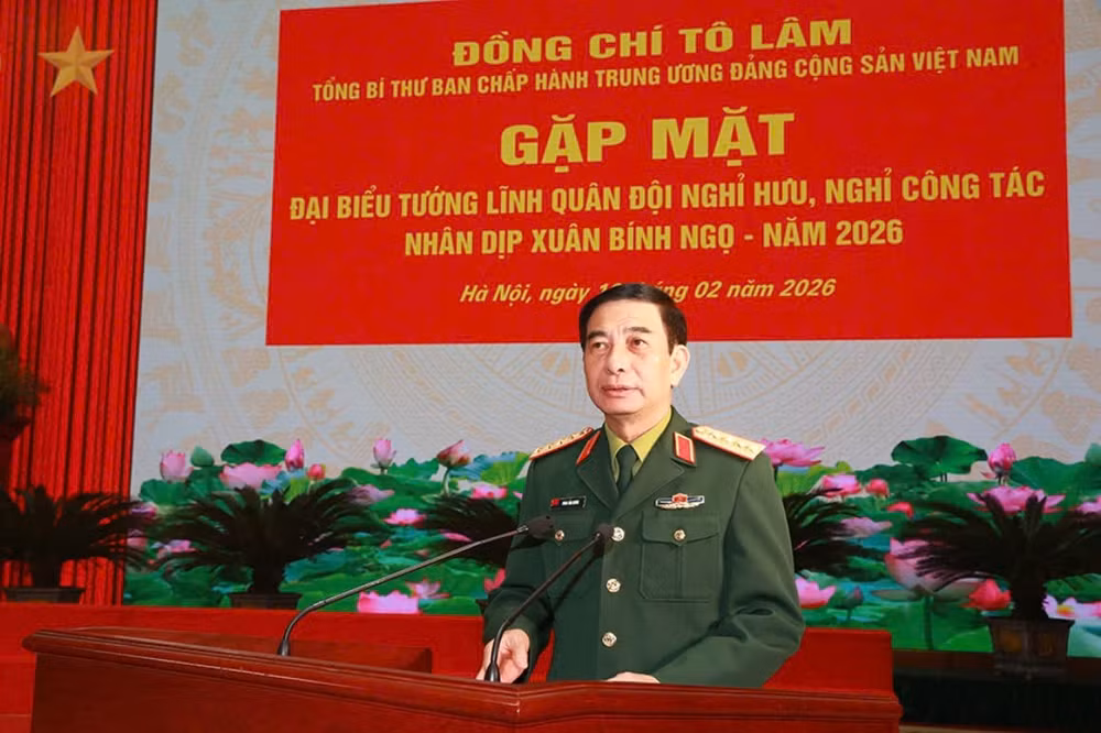 Đại tướng Phan Văn Giang phát biểu tại buổi gặp mặt.