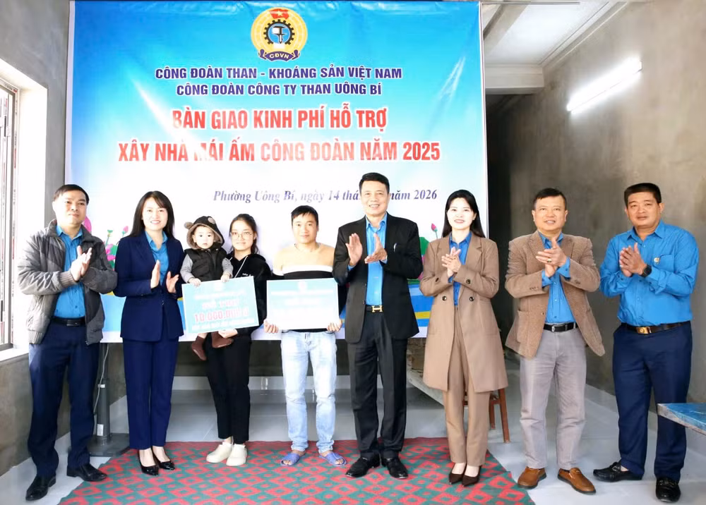 2b-cong-ty-than-uong-bi-voi-mai-am-cong-doan.jpg