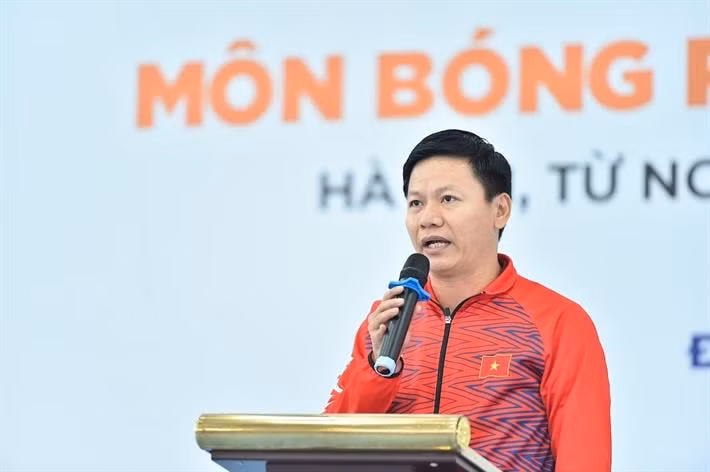 14 doi tham gia giai the thao hoc sinh toan quoc mon bong ro trung hoc co so hinh 2