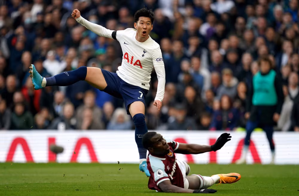 nhan dinh tottenham vs west ham 03h15 ngay 8 12 vong 15 giai ngoai hang anh hinh 1
