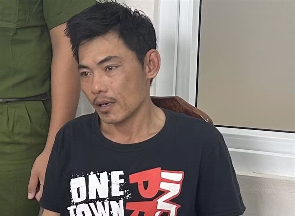 quang nam bat giu doi tuong truy na dac biet khi dang lan tron hinh 1