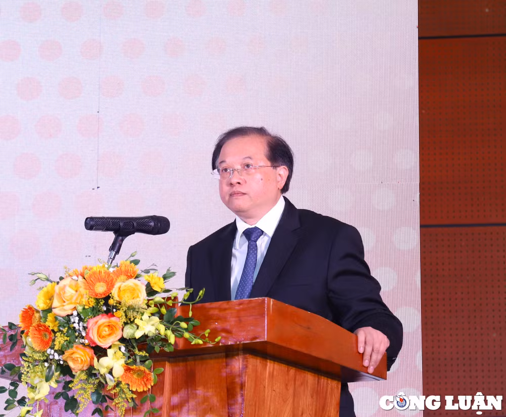 trao giai cuoc thi va trien lam my thuat viet nam nam 2023 hinh 1