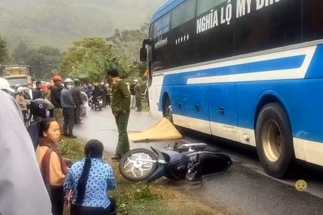 yen bai nu sinh lop 10 tu vong sau va cham voi xe khach hinh 1