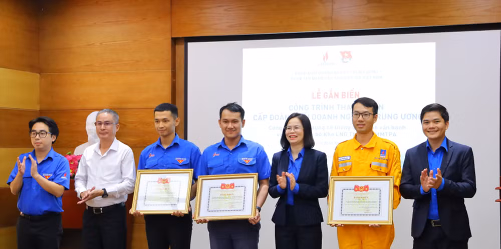 gan bien cong trinh thanh nien cap doan khoi doanh nghiep trung uong hinh 1