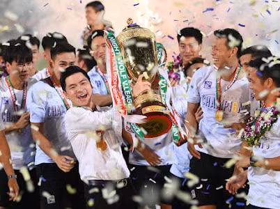 pho chu tich tt group vao vai nhac truong trong tiet muc dac biet ky niem 30 nam thanh lap tap doan hinh 3