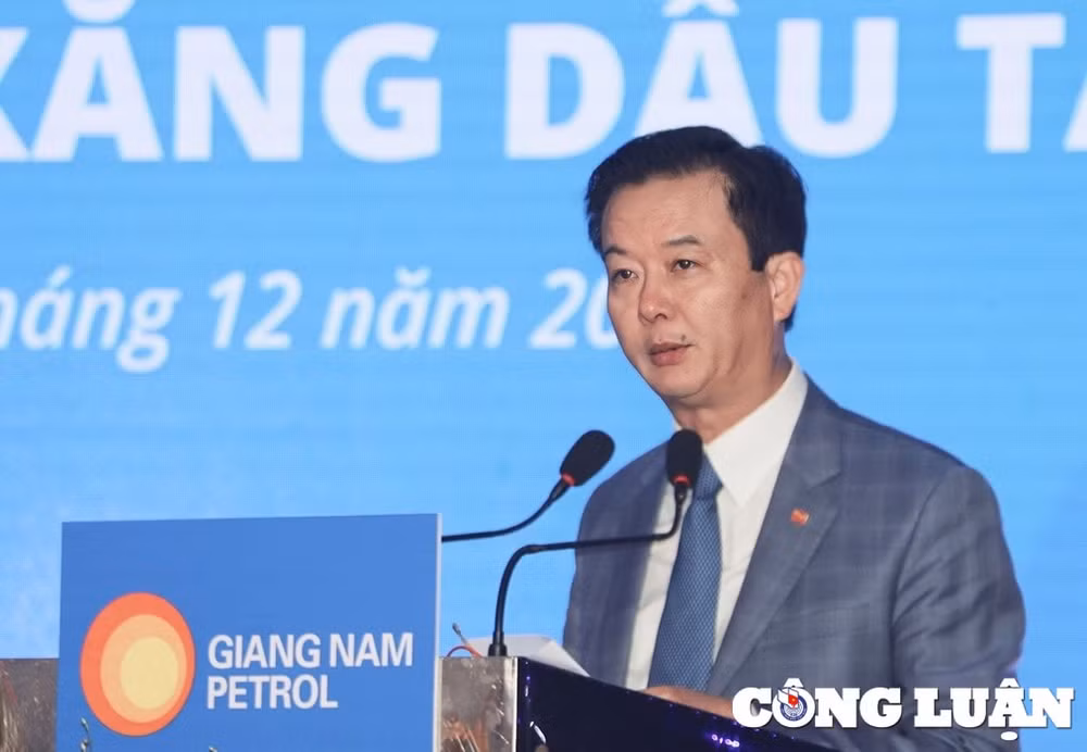 cong ty tnhh xang dau giang nam khai truong 10 cua hang xang dau o ha tinh hinh 4