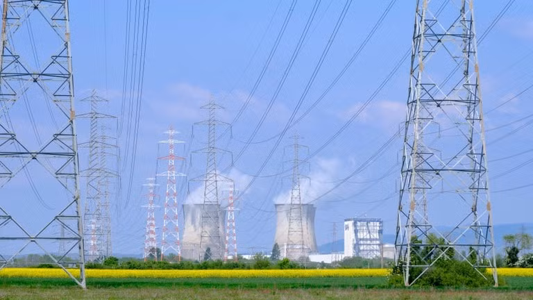 eu tang cuong nhap khau nhien lieu hat nhan cua nga hinh 1