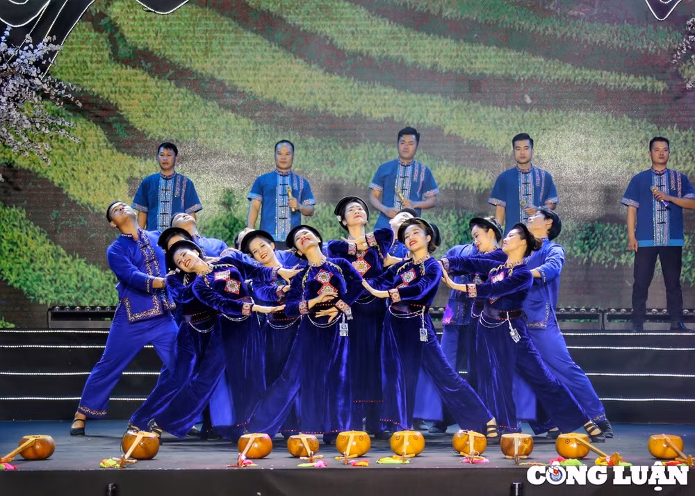 khai mac ngay hoi du lich non nuoc cao bang tai ha noi nam 2023 hinh 4