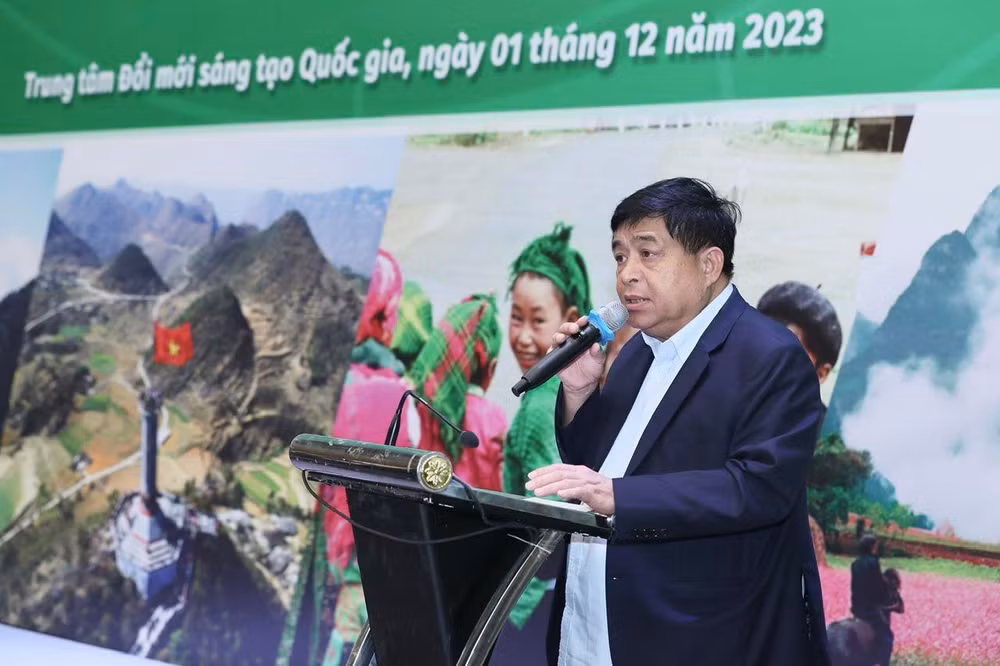uu tien nang cap cac tuyen duong sat lien van voi trung quoc qua cua khau lao cai hinh 2