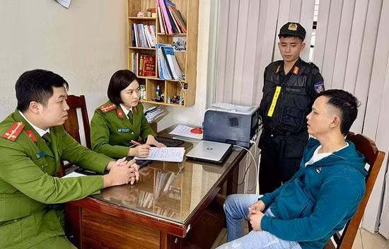 bat qua tang 31 doi tuong to chuc su dung trai phep ma tuy hinh 1