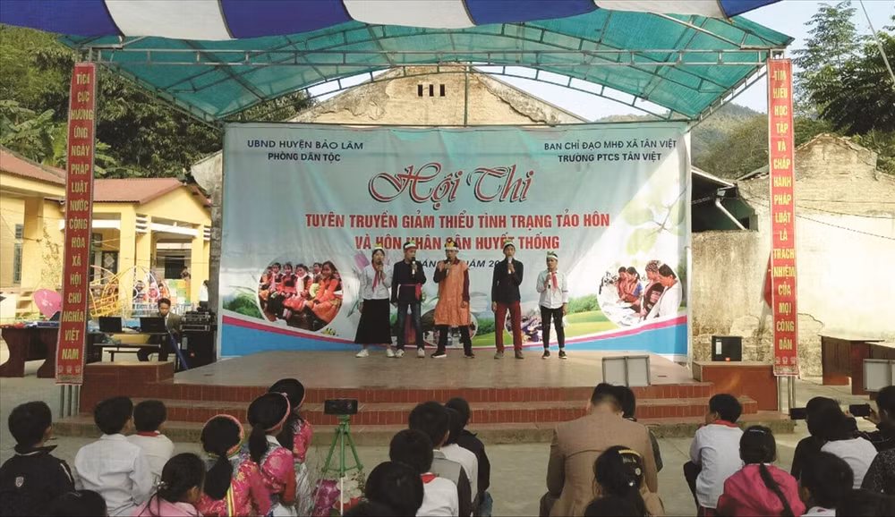 giam thieu tao hon hon nhan can huyet thong day manh tuyen truyen de thay doi hanh vi nhan thuc cua dong bao hinh 1
