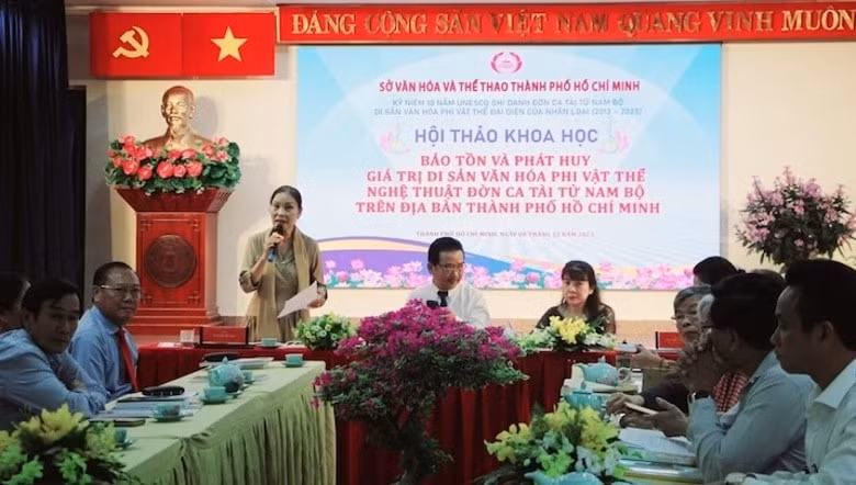 dang xay ra tinh trang gia hoa trong nghe thuat don ca tai tu hinh 1