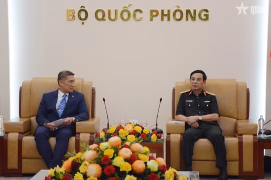 Việt Nam - Hoa Kỳ tăng cường hợp tác trong các lĩnh vực quốc phòng trọng điểm