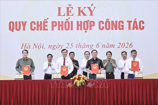 Ký Quy chế phối hợp công tác trong lĩnh vực quốc phòng, an ninh và đối ngoại