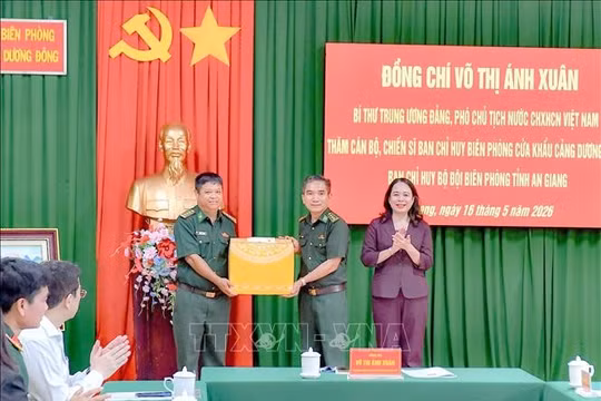 Phó Chủ tịch nước Võ Thị Ánh Xuân thăm, động viên lực lượng Bộ đội Biên phòng An Giang