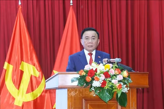 Đổi mới, nâng cao chất lượng tổ chức cơ sở đảng và đội ngũ đảng viên