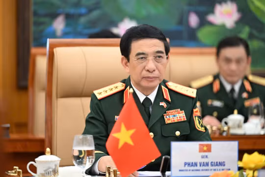 Đại tướng Phan Văn Giang biểu dương các quân nhân tham gia khắc phục hậu quả động đất tại Venezuela