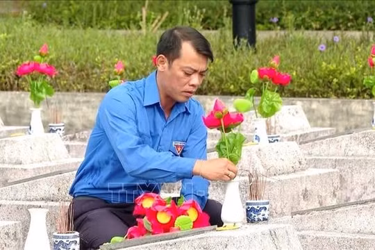 Lấy mẫu ADN hơn 1.300 phần mộ liệt sĩ tại Nghĩa trang Liệt sĩ Ba Dốc