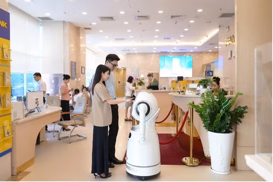 Nam A Bank: Lợi nhuận 6 tháng tăng 25%, củng cố bộ đệm vốn và hướng tới các mục tiêu tăng trưởng mới 