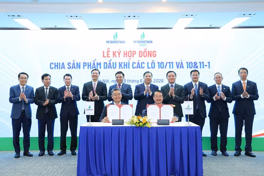 Petrovietnam ký kết các hợp đồng quan trọng, tạo động lực bảo đảm an ninh năng lượng và mục tiêu tăng trưởng "2 con số"