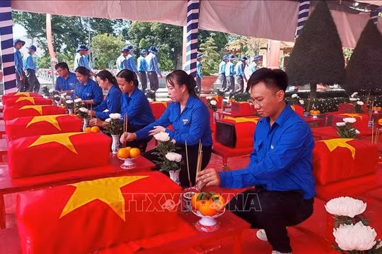 Tây Ninh: Đón 173 hài cốt liệt sĩ hy sinh tại Campuchia trở về đất mẹ