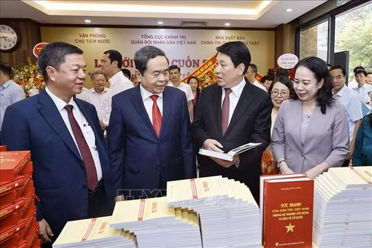 Giới thiệu sách của nguyên Chủ tịch nước Lương Cường về sức mạnh dân tộc trong xây dựng, bảo vệ Tổ quốc