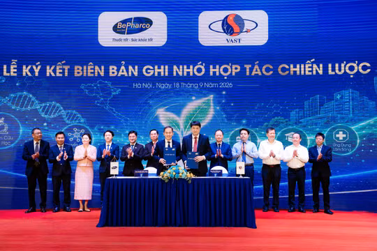 Lễ ký kết biên bản ghi nhớ hợp tác chiến lược tại Viện Hàn lâm khoa học và Công nghệ Việt Nam 