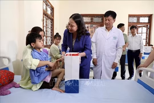 Công tác bảo vệ, chăm sóc và nâng cao sức khỏe trẻ em cần tiếp tục được quan tâm, ưu tiên