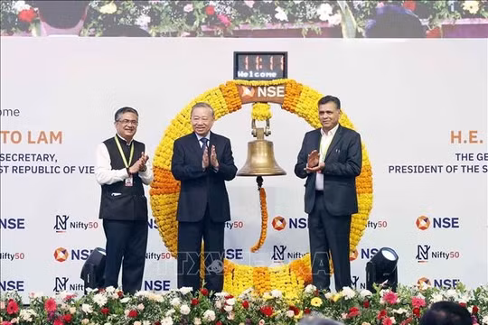 Tổng Bí thư, Chủ tịch nước Tô Lâm rung chuông tại Sàn giao dịch Chứng khoán Quốc gia Ấn Độ