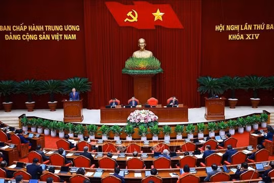 Thông cáo báo chí về ngày làm việc thứ ba Hội nghị Trung ương 3, khóa XIV