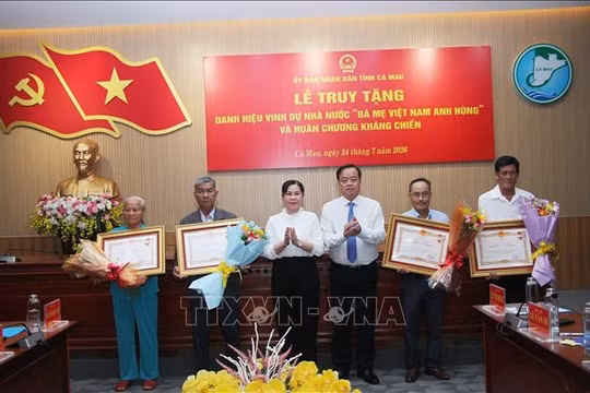 Truy tặng danh hiệu 'Bà mẹ Việt Nam Anh hùng' và truy tặng Huân chương Kháng chiến cho các liệt sĩ