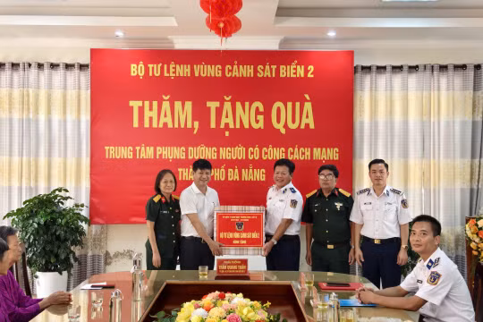 Bộ Tư lệnh Vùng Cảnh sát biển 2 vun đắp truyền thống 'Uống nước nhớ nguồn'